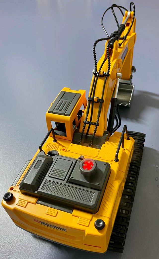 Excavadora RC con humo real